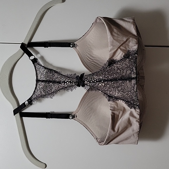Victoria's Secret bra - Picture 3 of 4